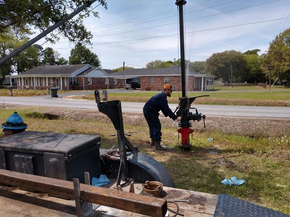Hydrant repair on site